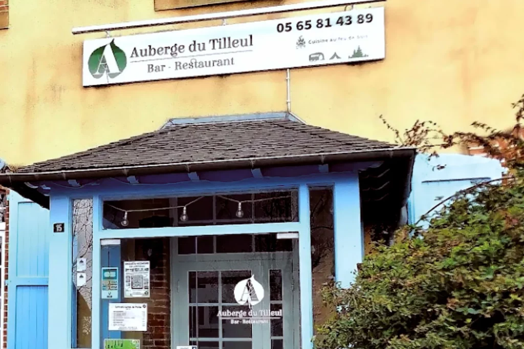 Logo Auberge du Tilleul mise en situation sur Panneau enseigne